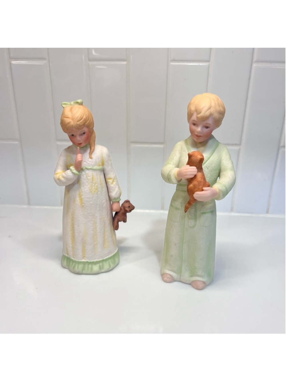 Goebel Exclusive Collectors Club Figurine Hush A Bye and Rise and Shine 1984